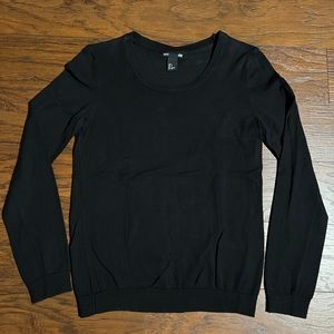H&M basic sweater.